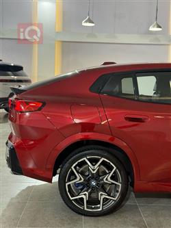 بی ئێم دەبڵیو X2